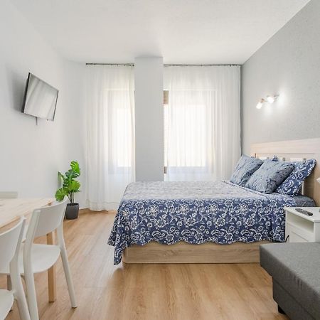 סביליה Apartament Hispalis Triana מראה חיצוני תמונה