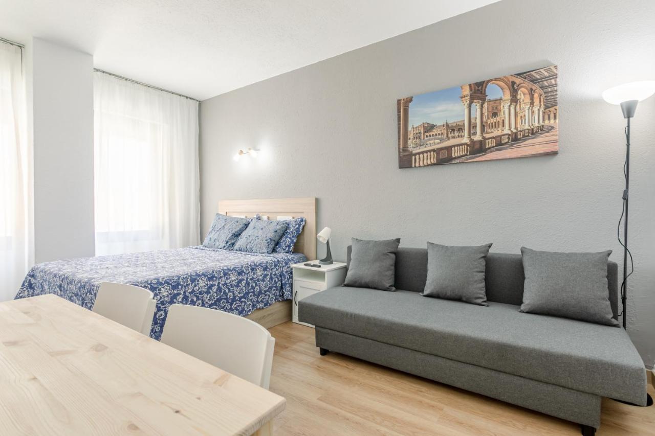 סביליה Apartament Hispalis Triana מראה חיצוני תמונה
